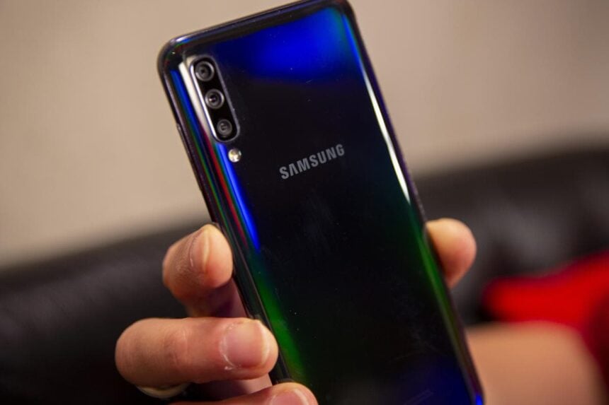 Samsung Galaxy A50.