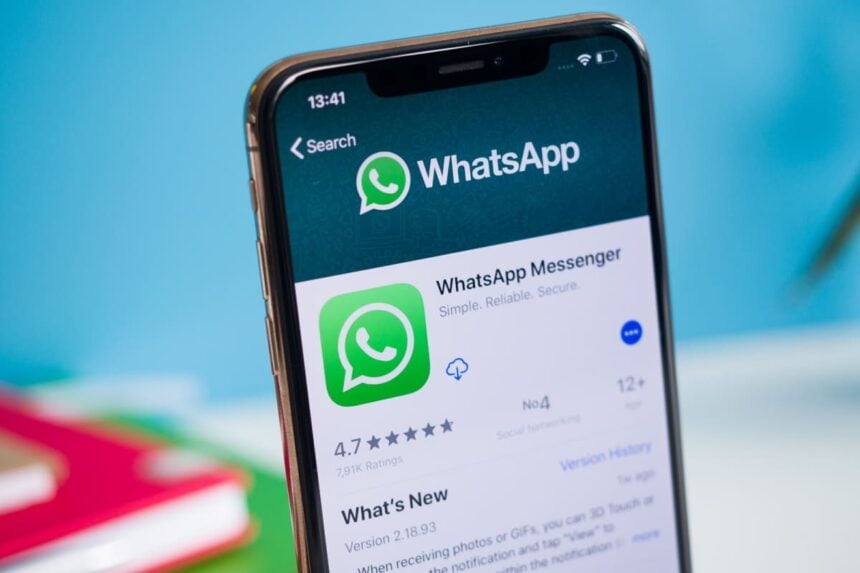 WhatsApp para iOS tem modo escuro em desenvolvimento.