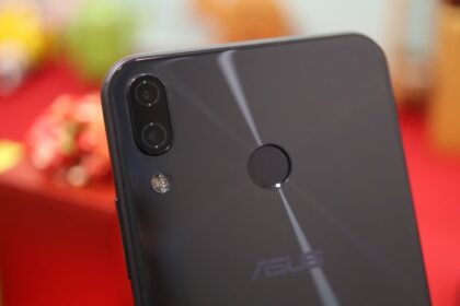 Zenfone 5Z atualização para Android 10.