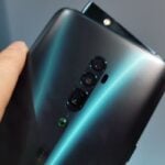 Oppo Reno 10x Zoom preto.