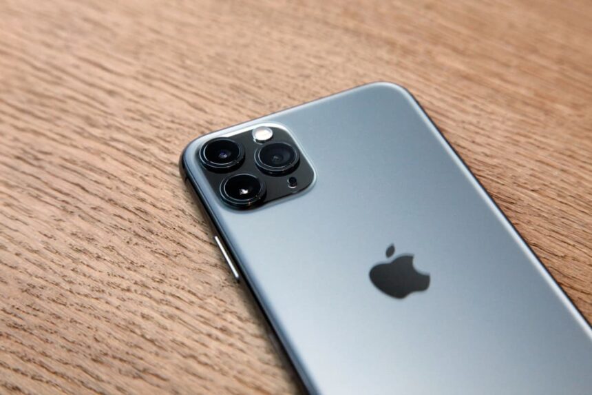 Foto do iPhone 11 Pro Max.