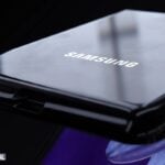 Galaxy Z Flip render não oficial.