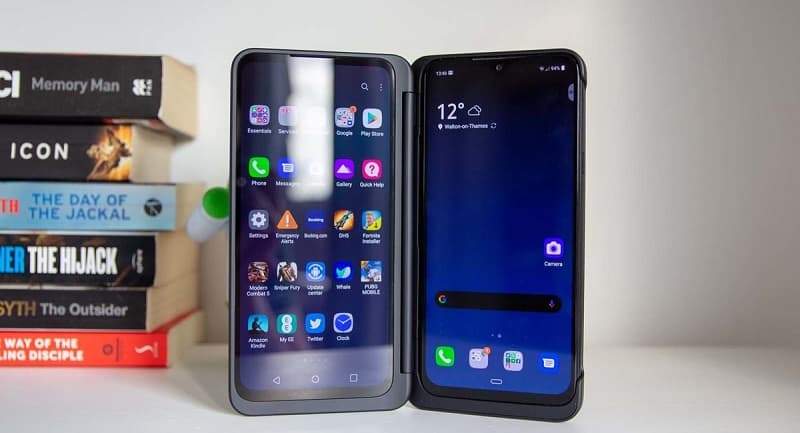 LG divulga previsão de chegada do Android 10 para 9 smartphones LG G8X ThinQ com a case. Aparelho receberá o Android 10 no segundo trimestre do ano.