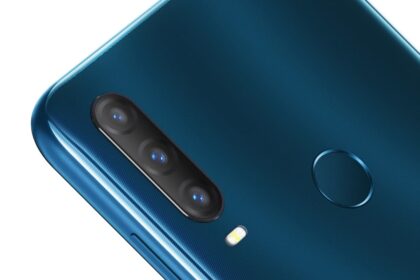 Alcatel lança quatro novos smartphones básicos.