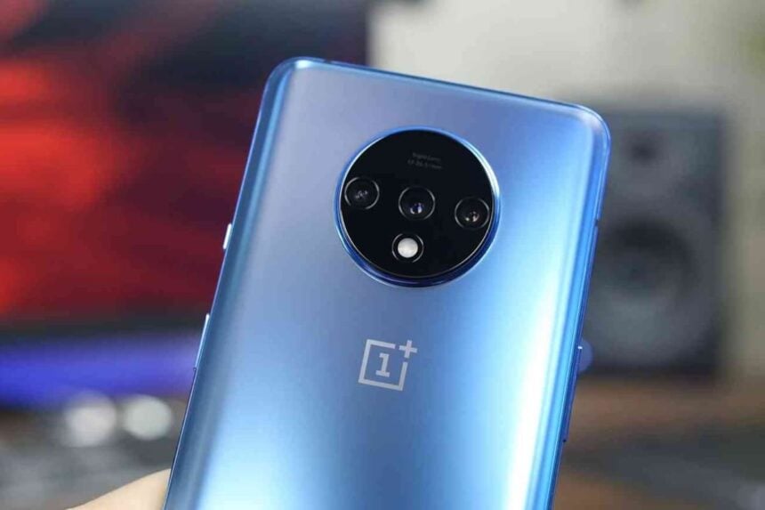 Imagem ilustrativa do OnePlus 8.