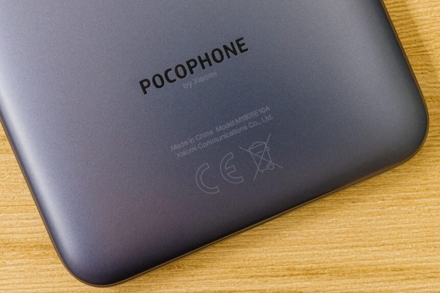 Pocophone F1 logotipo.