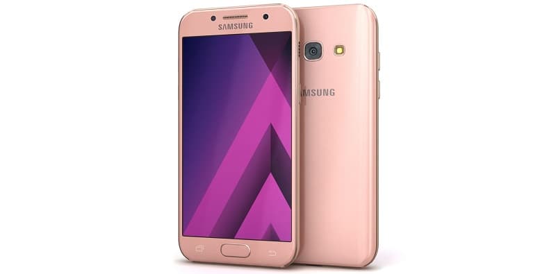 Galaxy A5 (2017) e A3 (2017) recebem atualizações de segurança Samsung Galaxy A3 2017 rosa.