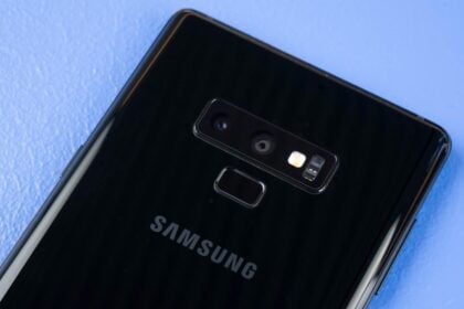 Samsung Galaxy Note 9 preto.