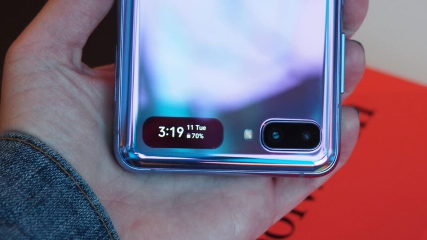 galaxy z flip teste de resistencia durabilidade