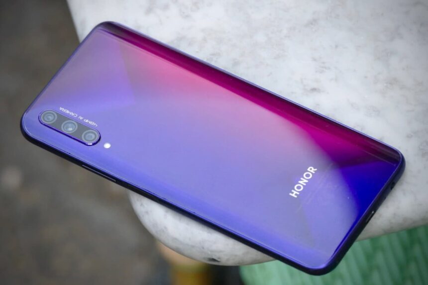 Honor 9X Pro traseira.