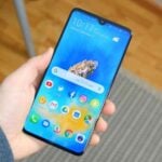 Huawei pré-instalará 70 apps.