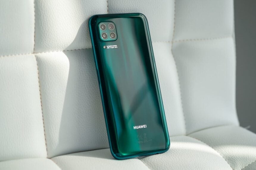 Huawei P40 Lite verde.