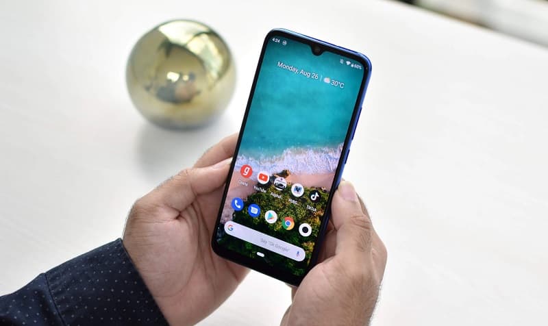 Xiaomi Mi A3 só receberá atualização para o Android 10 em março Atualização Xiaomi Mi A3 adiada.