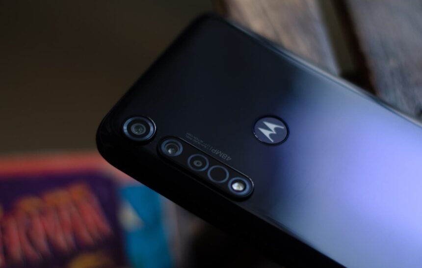 Moto G8 Plus é atualizado no Brasil.