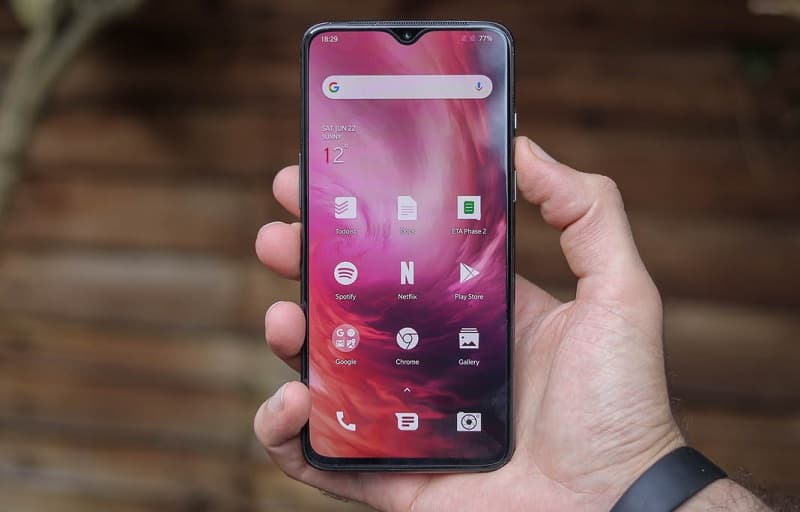 OnePlus 7 e 7 Pro: OxygenOS Beta 9 está disponível com algumas melhorias OnePlus 7 com a tela ligada.