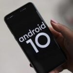 Smartphone Samsung com Android 10.