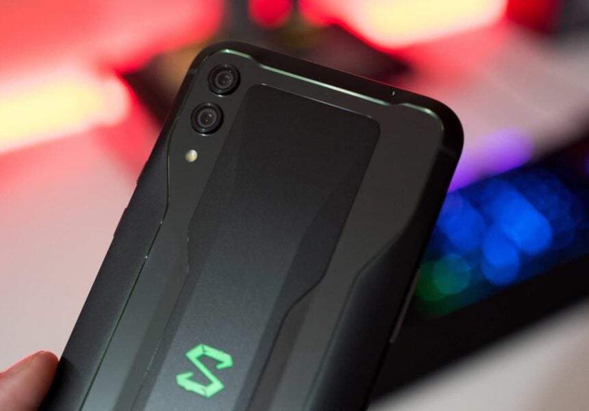 Xiaomi Black Shark 2 traseira.