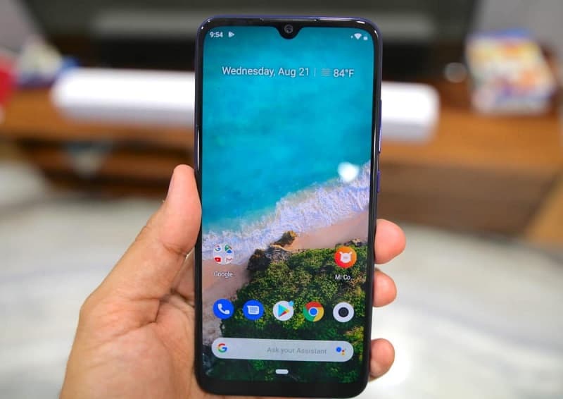 Mi A3: Atualização do Android 10 não tem previsão para ser liberada Xiaomi Mi A3 tela ligada.