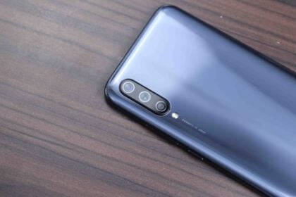 Xiaomi Mi A3 traseira.
