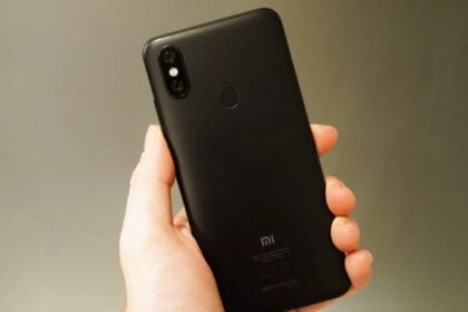 Mi A2 lite preto.