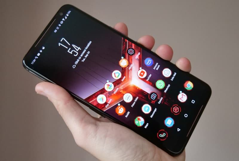 ASUS ROG Phone 2 é atualizado com a versão estável do Android 10 ASUS ROG Phone 2 tela.