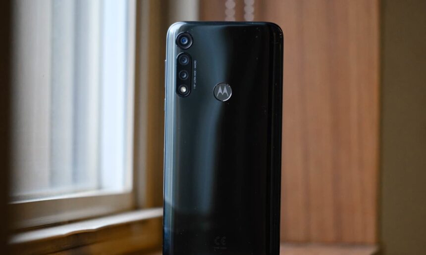 Moto G Power traseira.