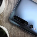 Xiaomi Mi 10 traseira.