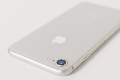 Traseira iPhone 9.