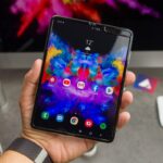 galaxy fold aberto visual