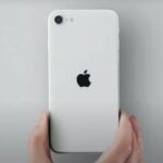 Novo iPhone SE branco.