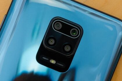 Redmi Note 9S módulo de câmera.