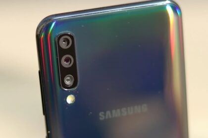 Galaxy A30s câmeras traseiras.