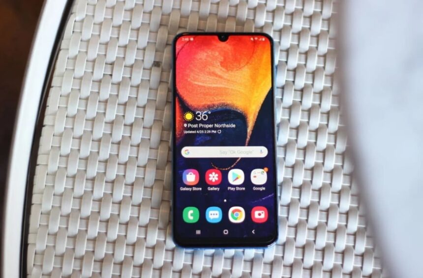 Samsung Galaxy A50.