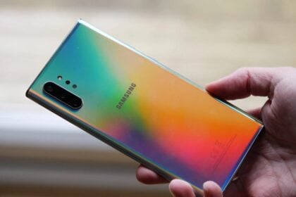Galaxy Note 10 traseira.