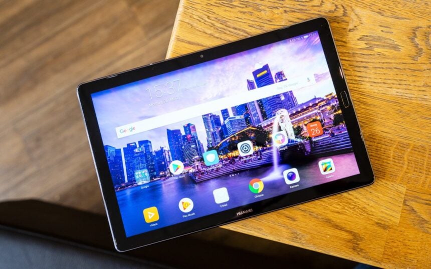 Huawei MediaPad 7 aparece em imagem.