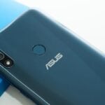 Traseira do Asus Zenfone Max Pro M2 azul.