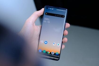 oneplus 8 tela oficial