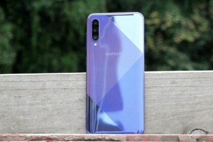 Samsung Galaxy A50s parte traseira.