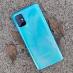 Galaxy A71 5G traseira.