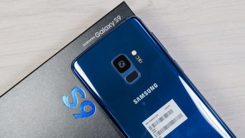 Samsung Galaxy S9 e S9 Plus nova atualização no Brasil.
