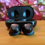 Samsung Galaxy Buds Plus preto.