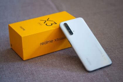 realme x3 google play console lancamento