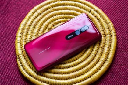 Redmi 8 parte traseira.