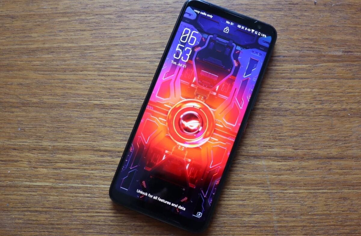 ASUS ROG Phone 3 tela.