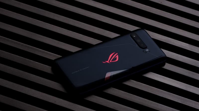 ASUS ROG Phone 3 é lançado oficialmente no Brasil por R$ 5849 Traseira ROG Phone 3