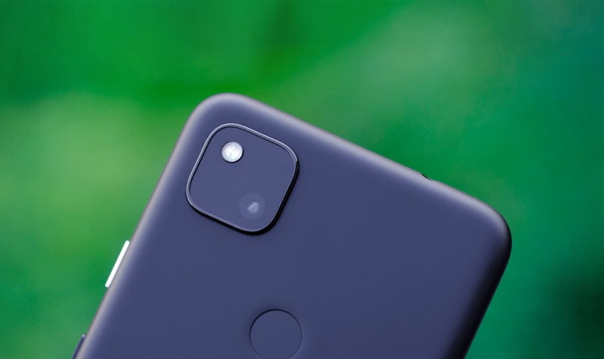 Pixel 4a parte traseira.