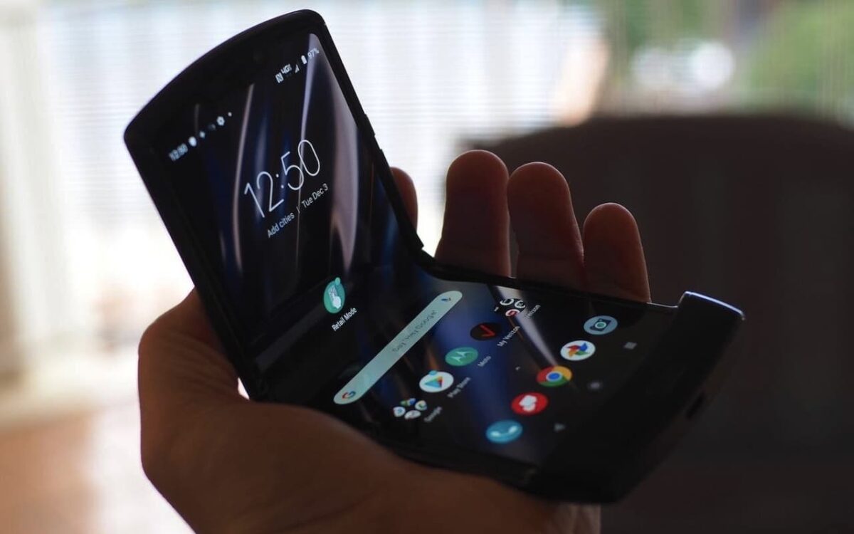 Razr 2019 aberto.