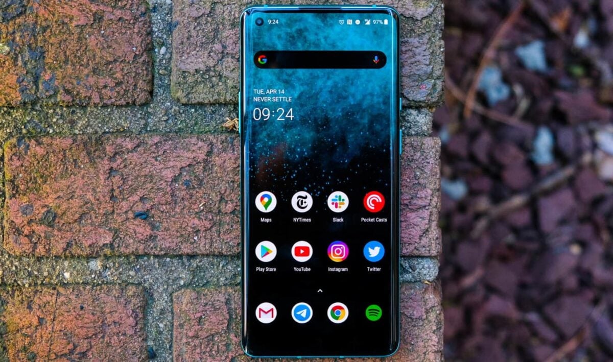 Tela OnePlus 8 Pro.