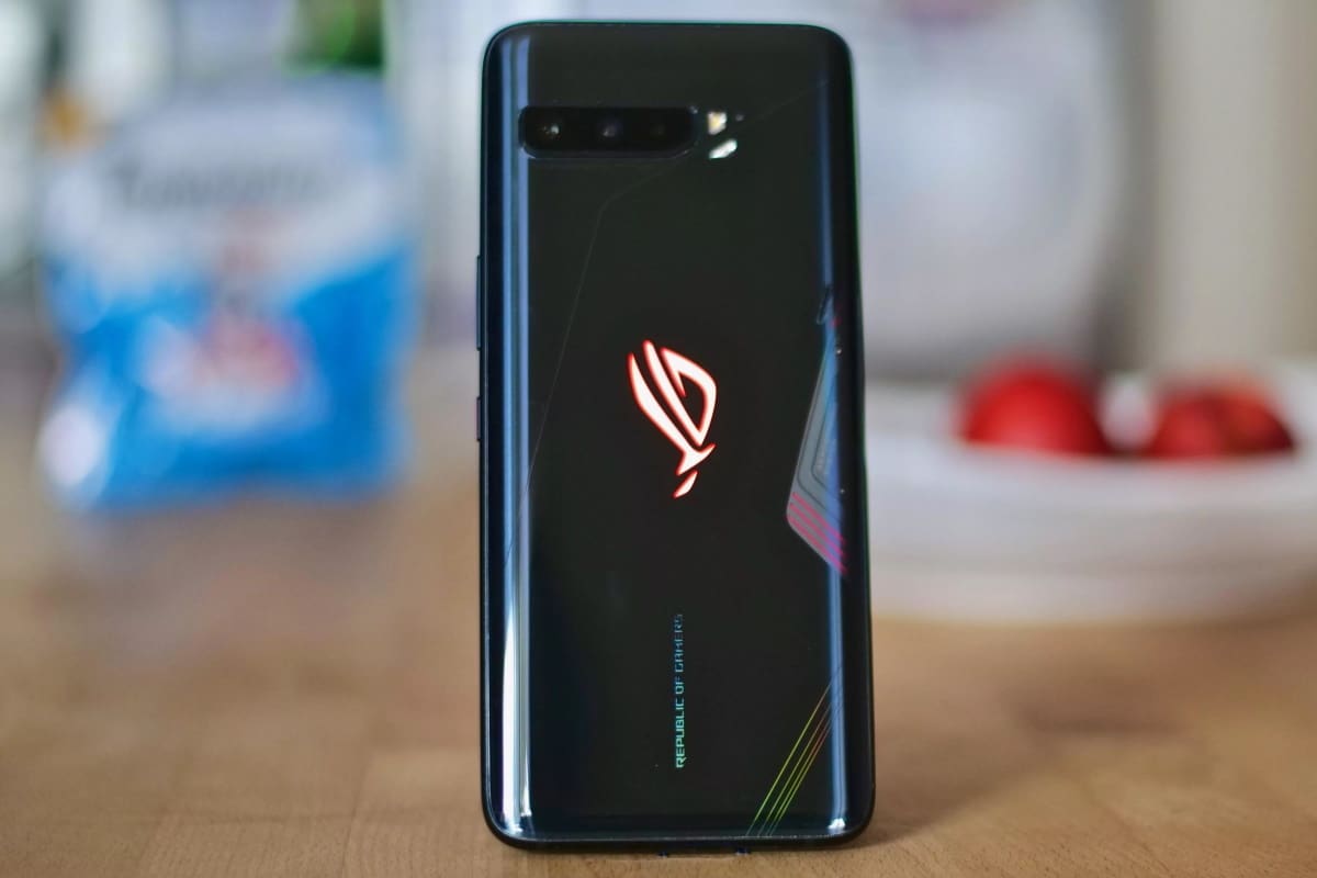 rog phone 3 traseira republic of gamers