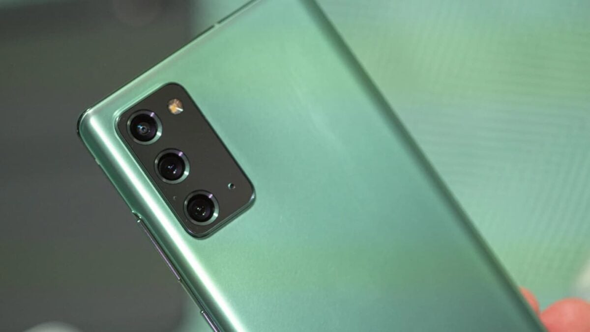 Galaxy Note 20 verde traseira.